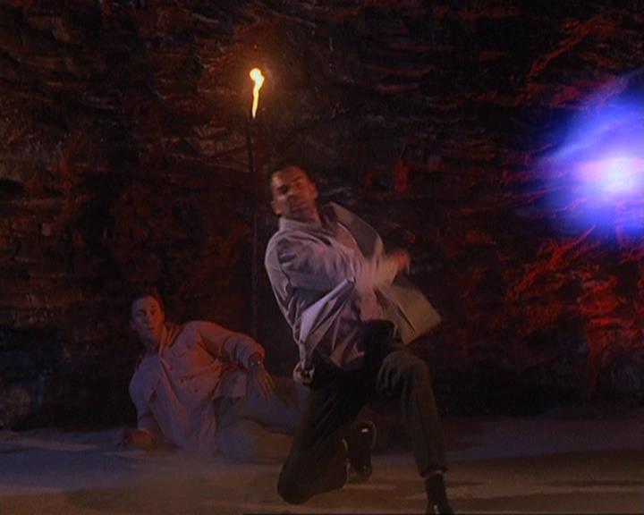 Charmed-Online-dot-net_407BrainDrain2168.jpg