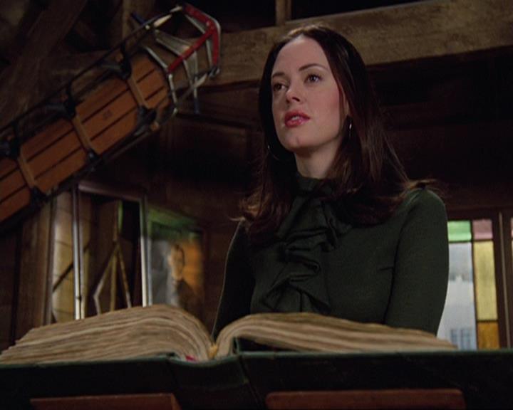 Charmed-Online-dot-net_408BlackAsCole0057.jpg