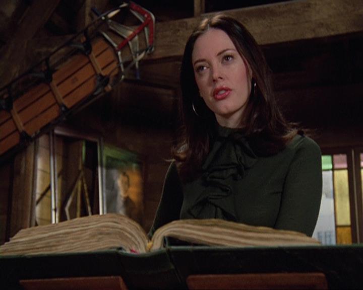 Charmed-Online-dot-net_408BlackAsCole0061.jpg