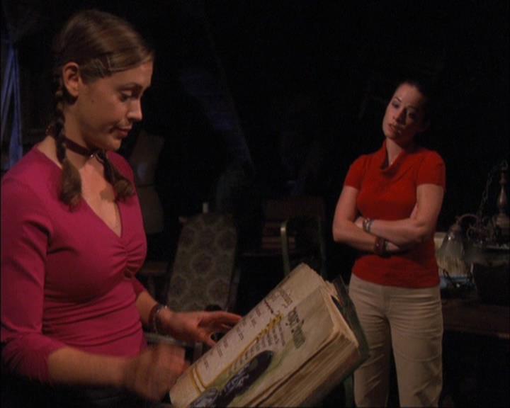 Charmed-Online-dot-net_408BlackAsCole0371.jpg