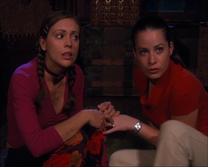 Charmed-Online-dot-net_408BlackAsCole0468.jpg
