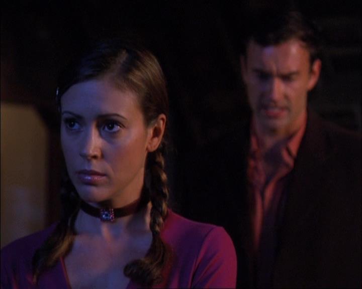 Charmed-Online-dot-net_408BlackAsCole0554.jpg
