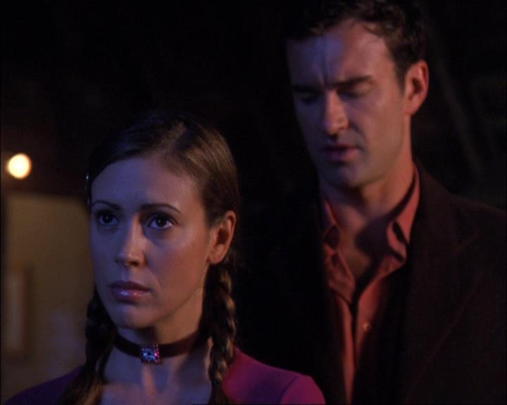 Charmed-Online-dot-net_408BlackAsCole0564.jpg