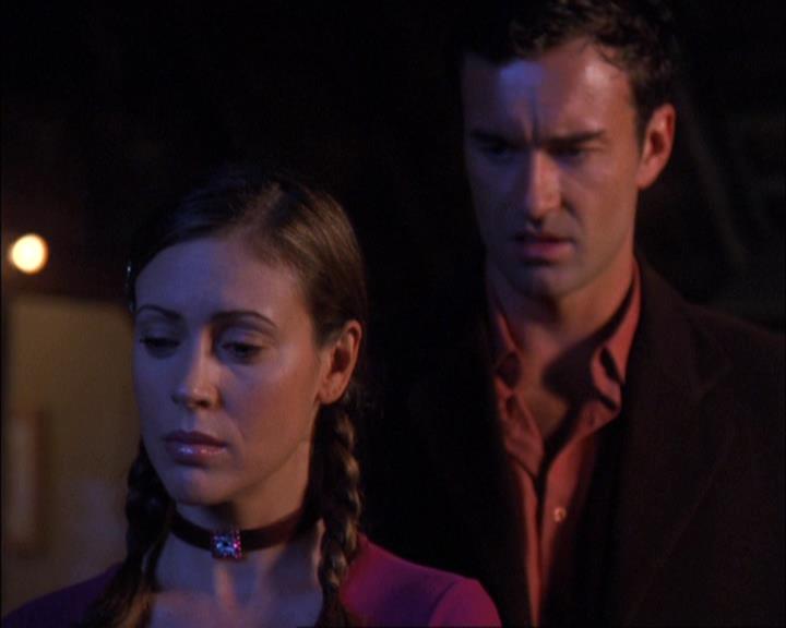 Charmed-Online-dot-net_408BlackAsCole0566.jpg