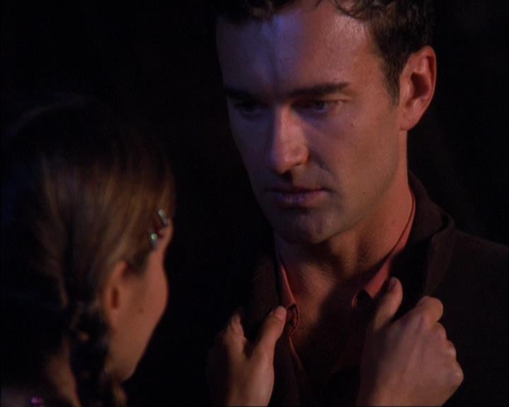 Charmed-Online-dot-net_408BlackAsCole0576.jpg