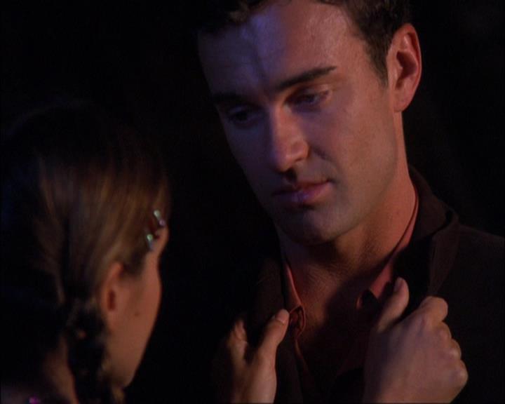 Charmed-Online-dot-net_408BlackAsCole0580.jpg