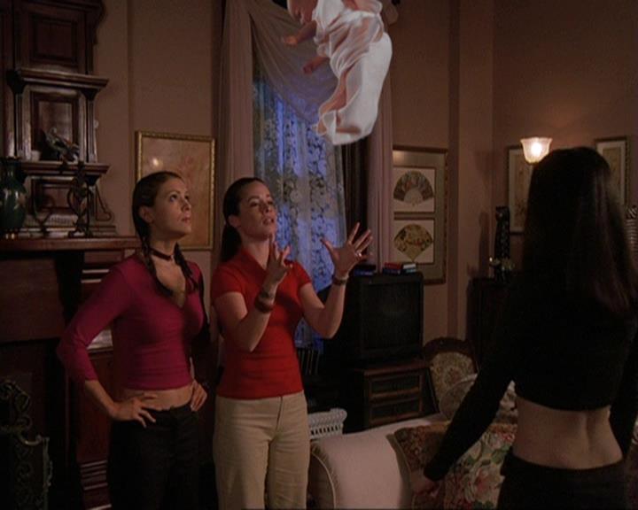 Charmed-Online-dot-net_408BlackAsCole0629.jpg
