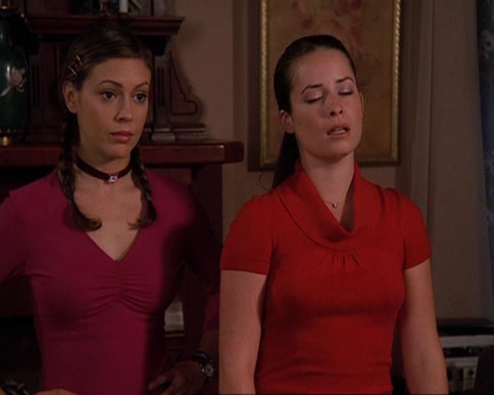 Charmed-Online-dot-net_408BlackAsCole0643.jpg