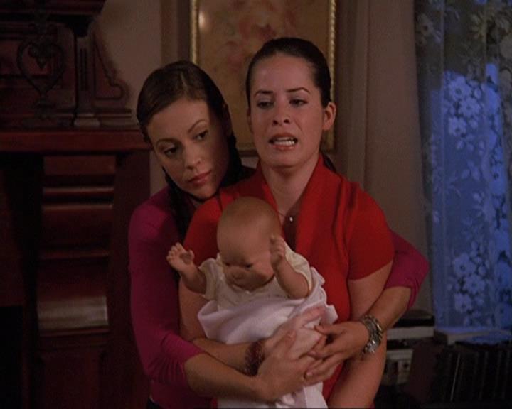 Charmed-Online-dot-net_408BlackAsCole0653.jpg