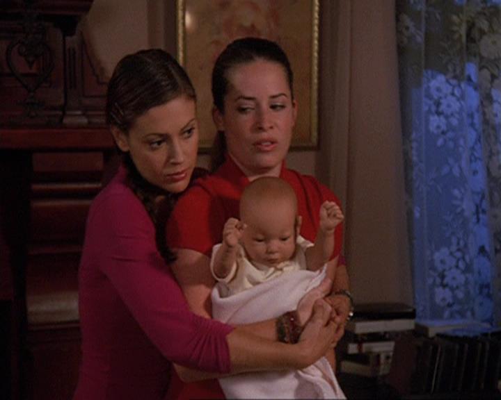 Charmed-Online-dot-net_408BlackAsCole0654.jpg