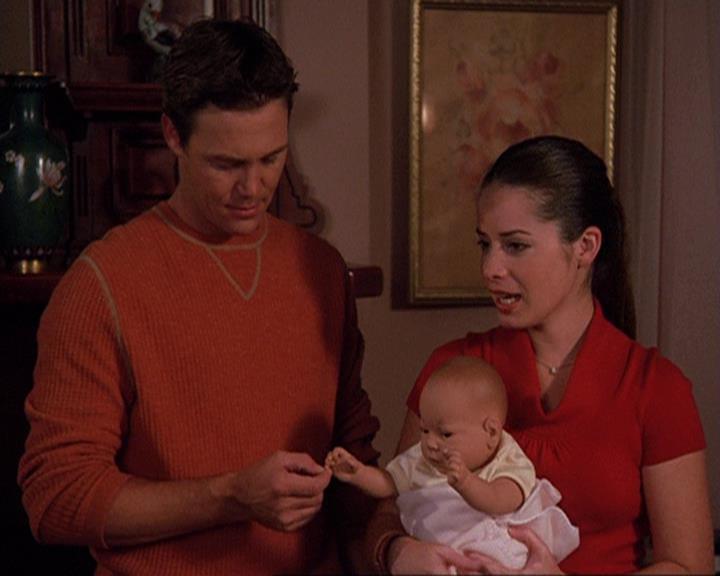 Charmed-Online-dot-net_408BlackAsCole0690.jpg