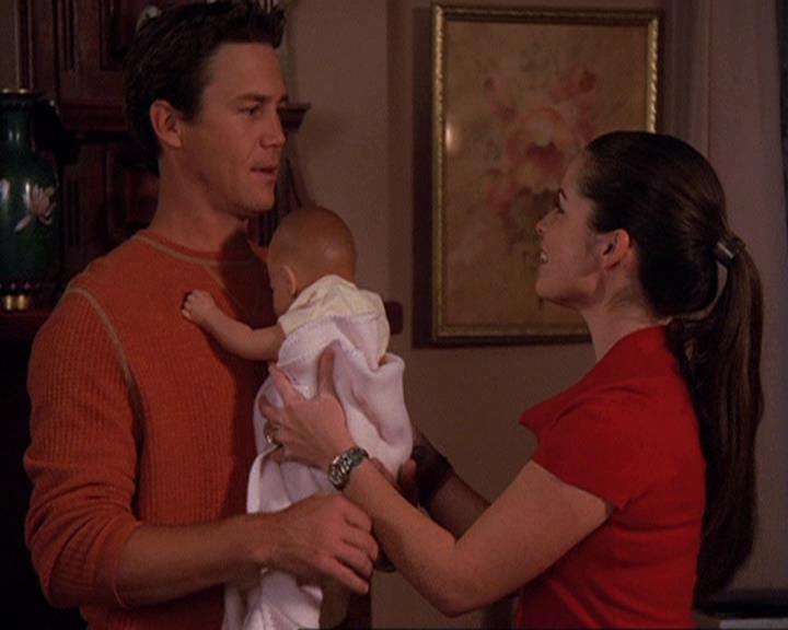 Charmed-Online-dot-net_408BlackAsCole0692.jpg