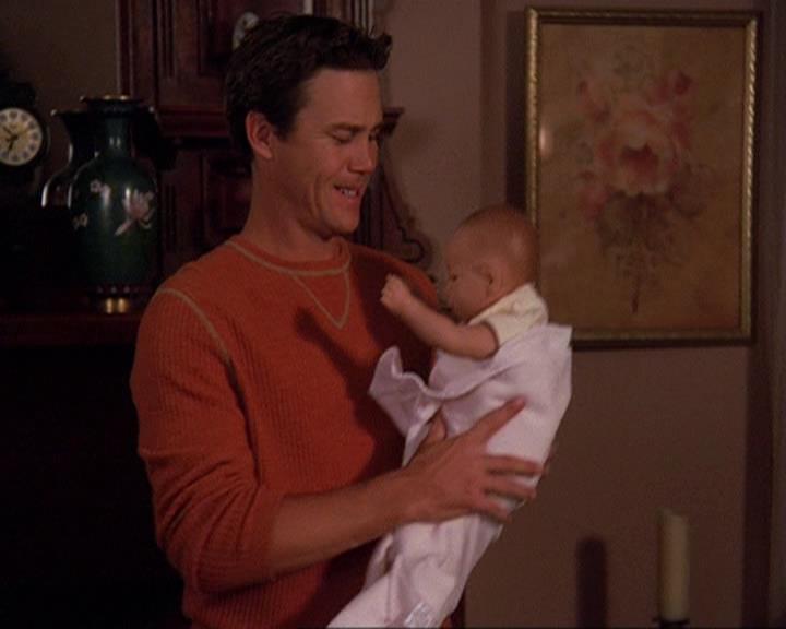 Charmed-Online-dot-net_408BlackAsCole0695.jpg