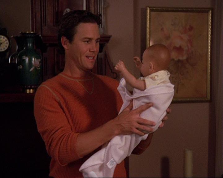 Charmed-Online-dot-net_408BlackAsCole0696.jpg