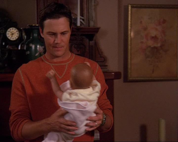 Charmed-Online-dot-net_408BlackAsCole0697.jpg