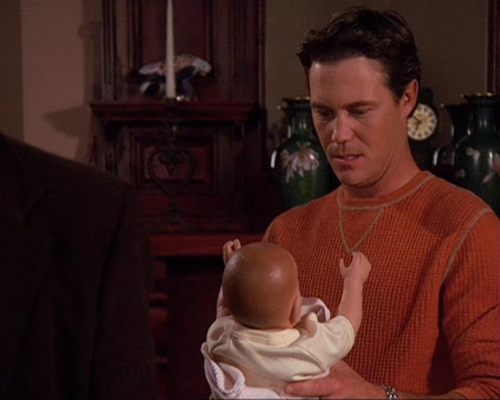 Charmed-Online-dot-net_408BlackAsCole0704.jpg