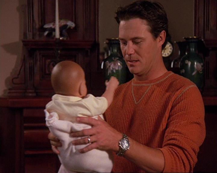 Charmed-Online-dot-net_408BlackAsCole0705.jpg