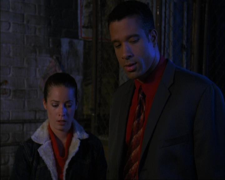 Charmed-Online-dot-net_408BlackAsCole0730.jpg
