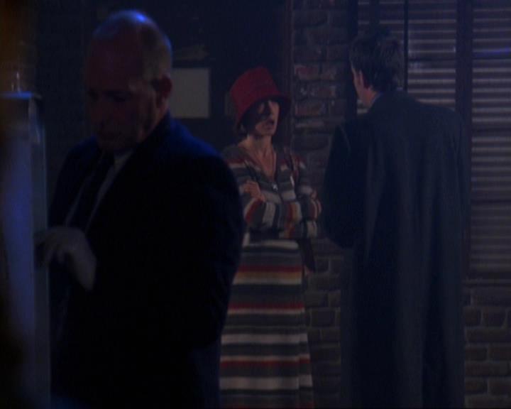 Charmed-Online-dot-net_408BlackAsCole0741.jpg