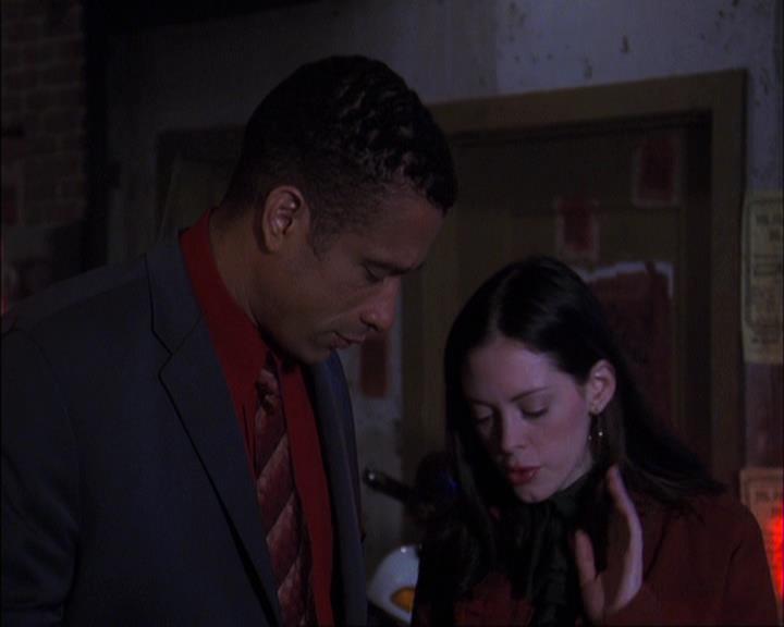 Charmed-Online-dot-net_408BlackAsCole0745.jpg