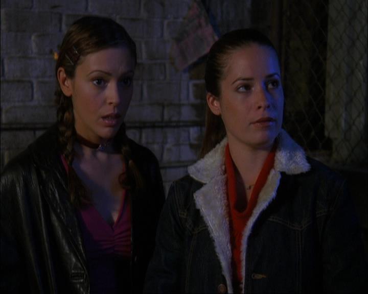 Charmed-Online-dot-net_408BlackAsCole0753.jpg