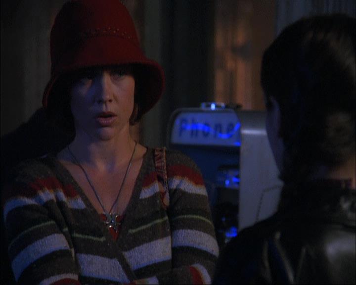 Charmed-Online-dot-net_408BlackAsCole0795.jpg