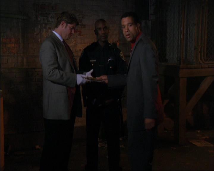 Charmed-Online-dot-net_408BlackAsCole0848.jpg