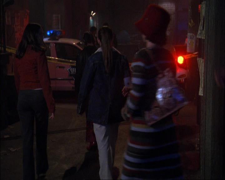 Charmed-Online-dot-net_408BlackAsCole0858.jpg