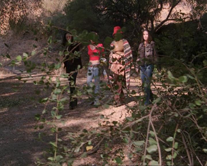 Charmed-Online-dot-net_408BlackAsCole0873.jpg
