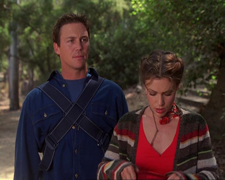 Charmed-Online-dot-net_408BlackAsCole0923.jpg