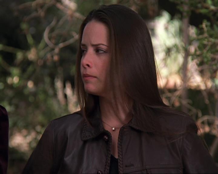 Charmed-Online-dot-net_408BlackAsCole0946.jpg