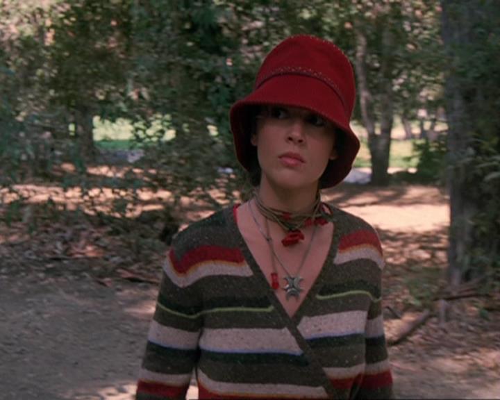 Charmed-Online-dot-net_408BlackAsCole0950.jpg