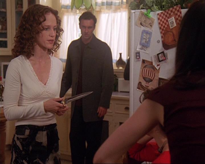 Charmed-Online-dot-net_408BlackAsCole0996.jpg