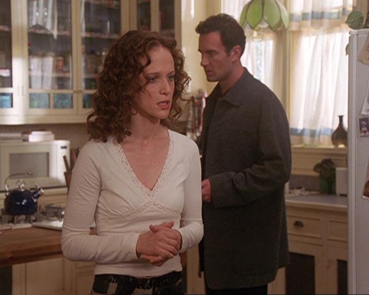 Charmed-Online-dot-net_408BlackAsCole1034.jpg