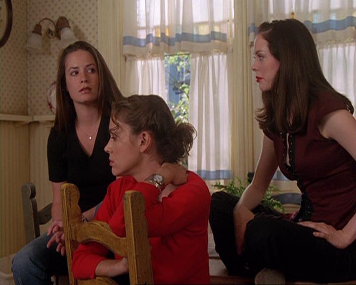 Charmed-Online-dot-net_408BlackAsCole1087.jpg