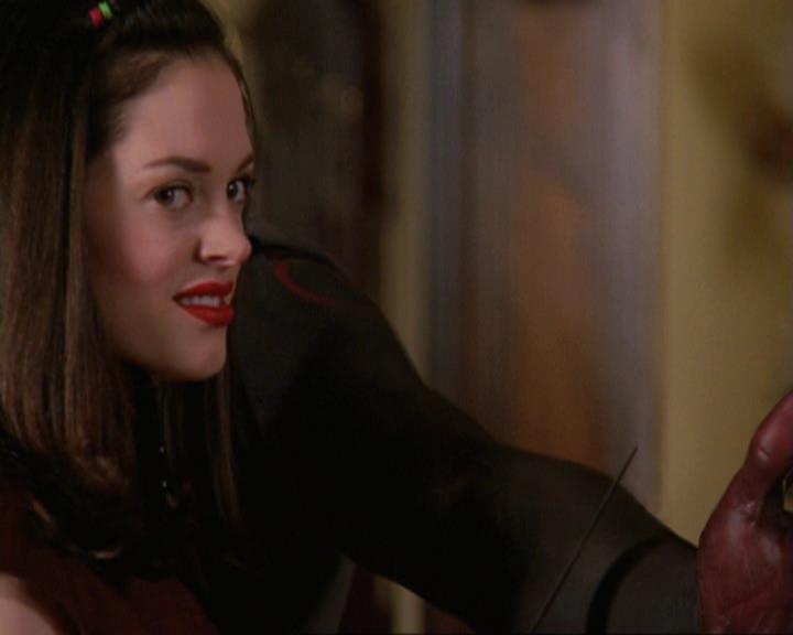 Charmed-Online-dot-net_408BlackAsCole1291.jpg