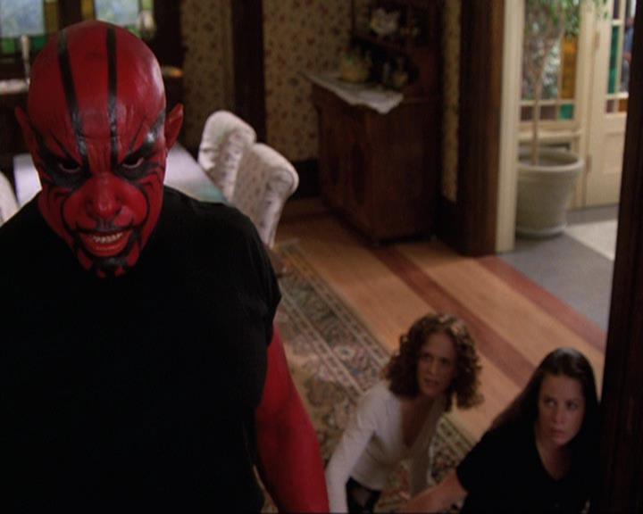 Charmed-Online-dot-net_408BlackAsCole1310.jpg