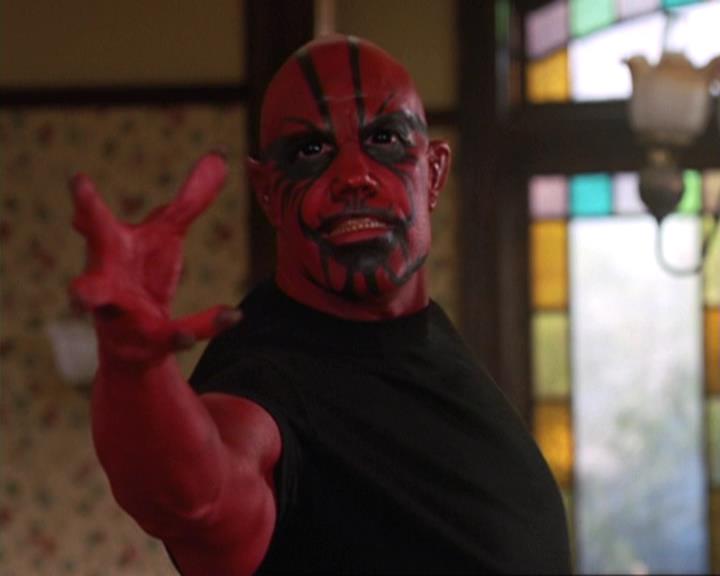 Charmed-Online-dot-net_408BlackAsCole1317.jpg