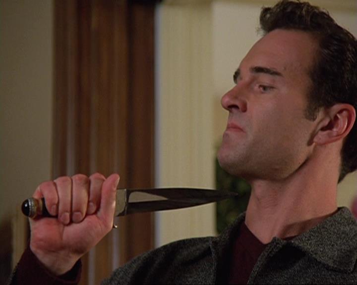 Charmed-Online-dot-net_408BlackAsCole1359.jpg