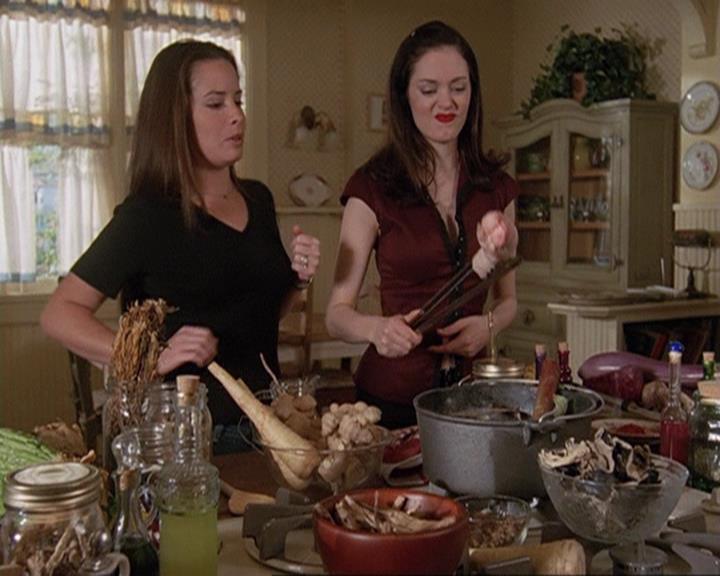 Charmed-Online-dot-net_408BlackAsCole1585.jpg