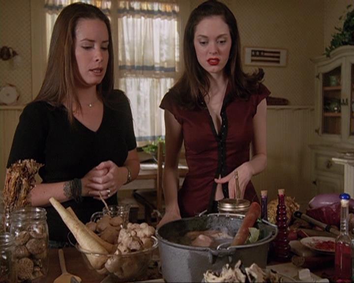 Charmed-Online-dot-net_408BlackAsCole1589.jpg