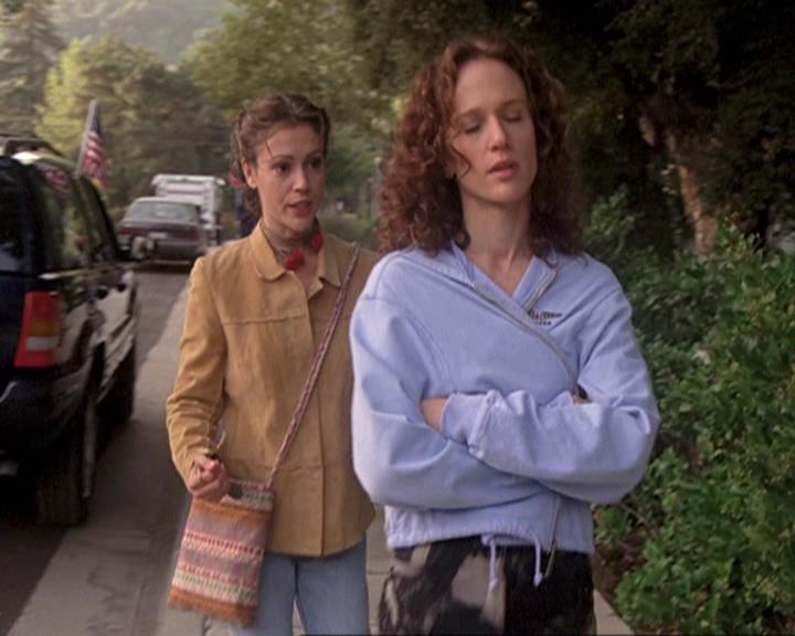 Charmed-Online-dot-net_408BlackAsCole1730.jpg