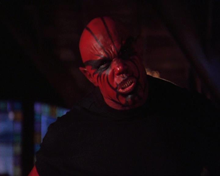 Charmed-Online-dot-net_408BlackAsCole2051.jpg