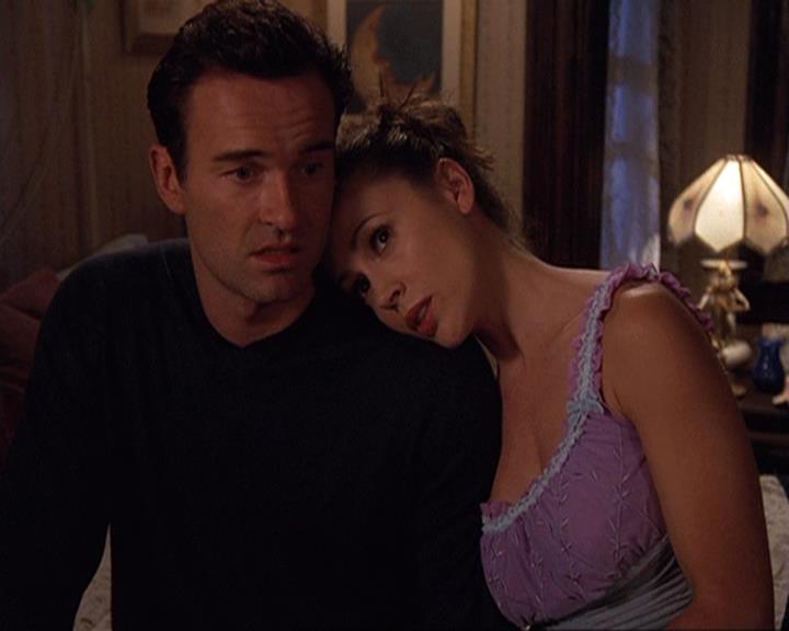 Charmed-Online-dot-net_408BlackAsCole2277.jpg