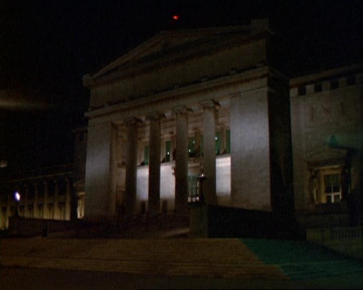 Charmed-Online-dot-409MuseToMyEars0145.jpg Charmed-Online-dot-409MuseToMyEars0145.jpg