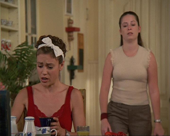 Charmed-Online-dot-409MuseToMyEars0331.jpg Charmed-Online-dot-409MuseToMyEars0331.jpg