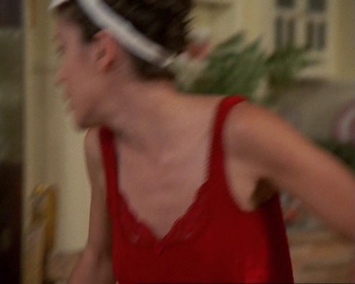 Charmed-Online-dot-409MuseToMyEars0405.jpg