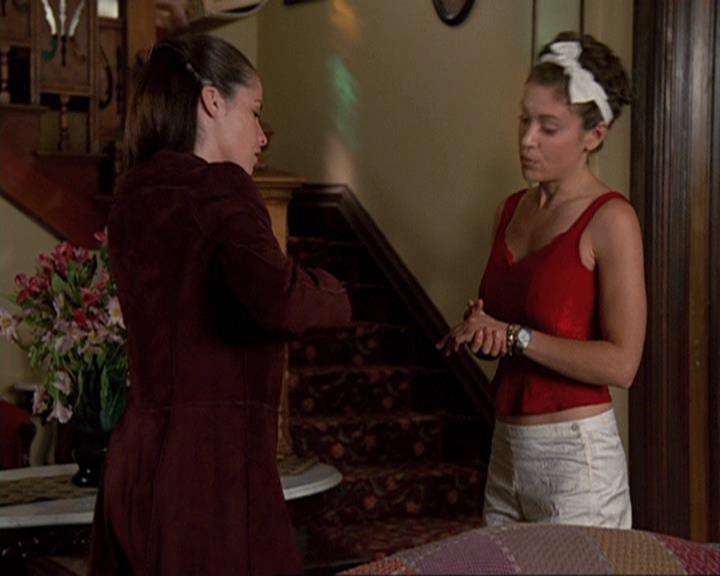 Charmed-Online-dot-409MuseToMyEars0418.jpg