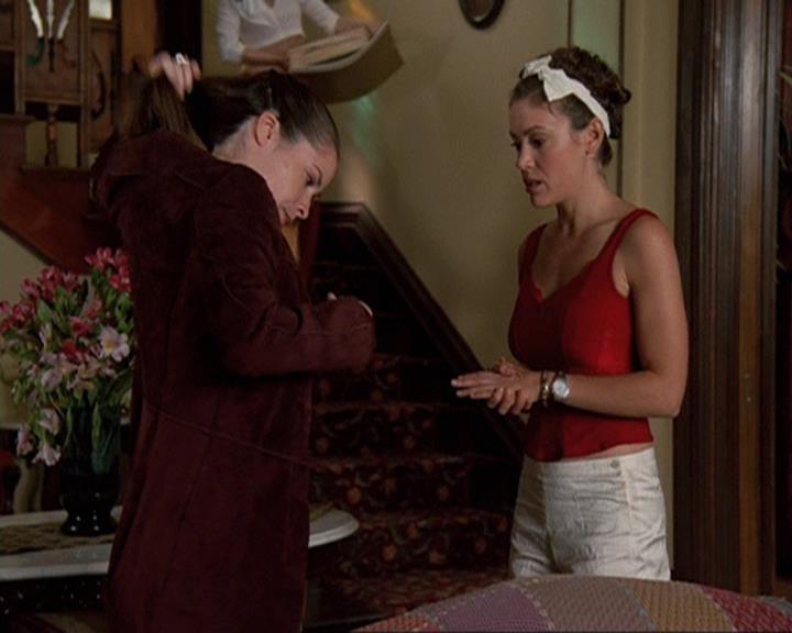 Charmed-Online-dot-409MuseToMyEars0419.jpg