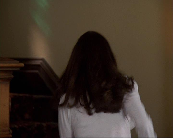 Charmed-Online-dot-409MuseToMyEars0428.jpg